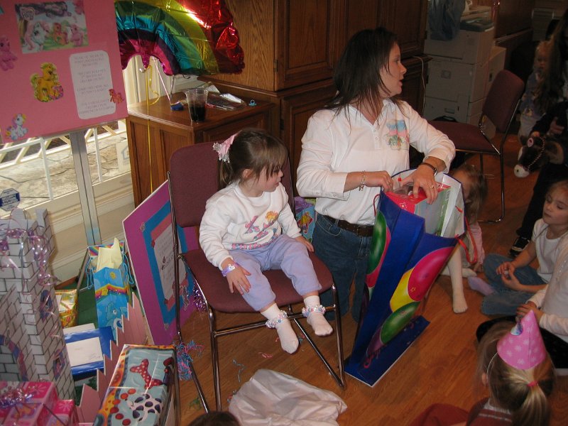 20041204 Jillian bday 41.JPG